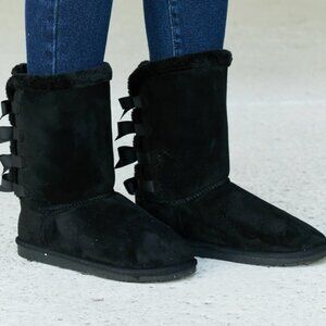 NWT Forever Link Bow Detail Faux Suede Leather Snow Boots